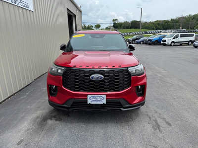 2025 Ford Explorer, $49637. Photo 3