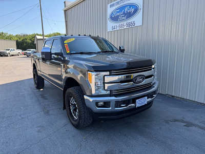 2017 Ford F250 Crew Cab, $41971. Photo 5
