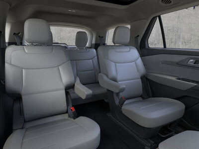 2025 Ford Explorer, $47012. Photo 11