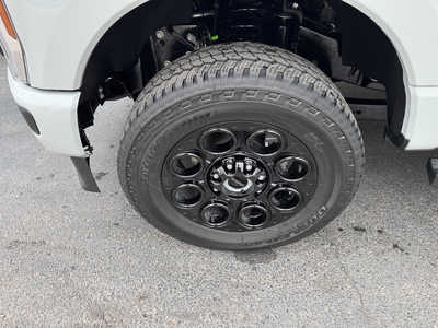 2025 Ford F250 Crew Cab, $85150. Photo 7