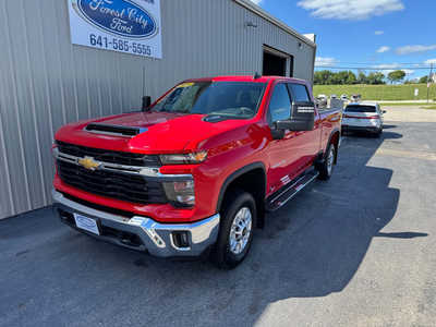 2024 Chevrolet 2500 Crew Cab, $60107. Photo 2