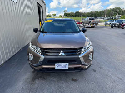 2019 Mitsubishi Eclipse, $14899. Photo 3