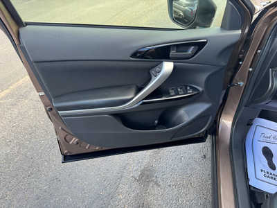 2019 Mitsubishi Eclipse, $14899. Photo 7