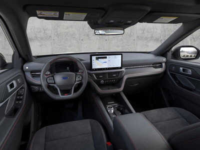 2025 Ford Explorer, $57468. Photo 9