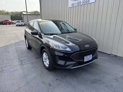 2022 Ford Escape, $19740. Photo 5