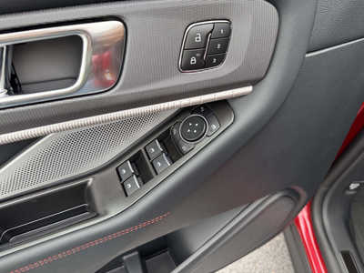2025 Ford Explorer, $61605. Photo 8