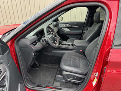 2025 Ford Explorer, $61605. Photo 9