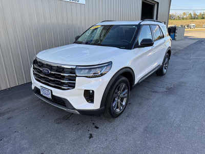 2025 Ford Explorer, $49050. Photo 2