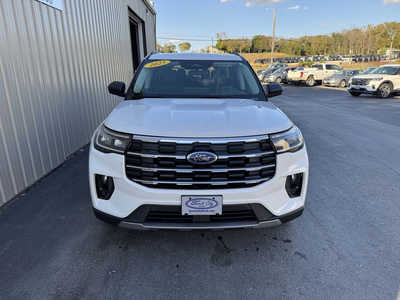 2025 Ford Explorer, $49050. Photo 3