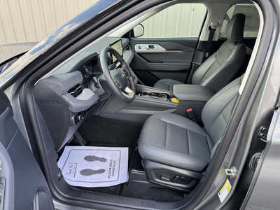 2025 Ford Explorer, $48255. Photo 9