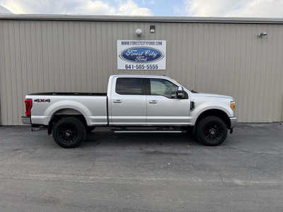 2017 Ford F250 Crew Cab, $33999. Photo 6