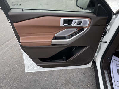 2023 Ford Explorer, $40772. Photo 7