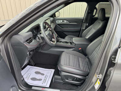 2025 Ford Explorer, $. Photo 9