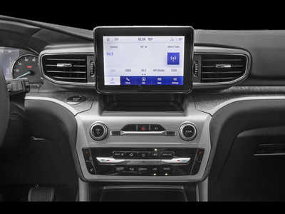 2023 Ford Explorer, $43199. Photo 8