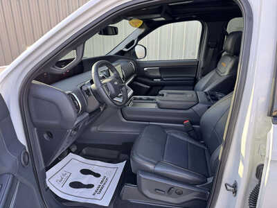 2025 Ford Expedition, $84940. Photo 8