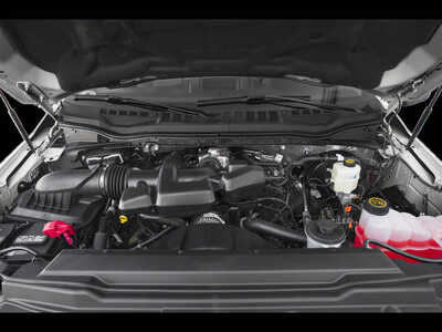 2019 Ford F350 Reg Cab, $34999. Photo 9