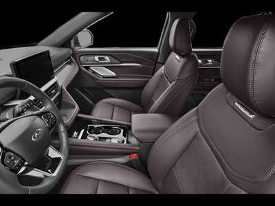 2026 Ford Explorer, $0. Photo 7