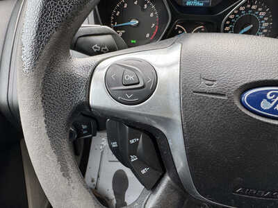 2012 Ford Focus, $0. Photo 12