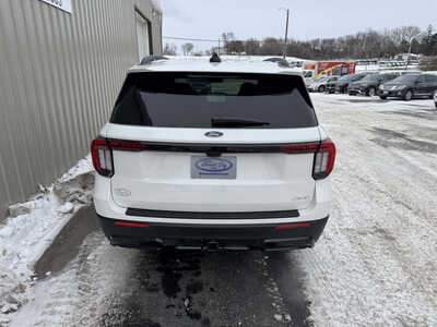 2026 Ford Explorer, $52505. Photo 4