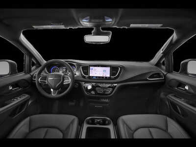 2025 Chrysler Pacifica, $33199. Photo 6