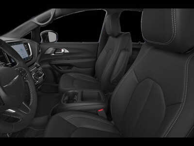 2025 Chrysler Pacifica, $33199. Photo 7