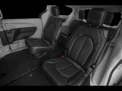 2023 Chrysler Pacifica, $0. Photo 10