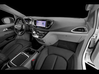 2023 Chrysler Pacifica, $0. Photo 12