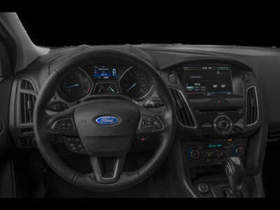 2018 Ford Focus, $6387. Photo 5