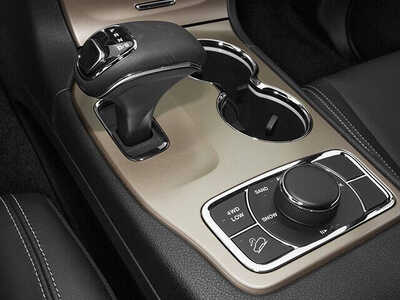 2014 Jeep Grand Cherokee, $12450. Photo 9