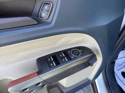 2026 Ford Maverick, $39025. Photo 9
