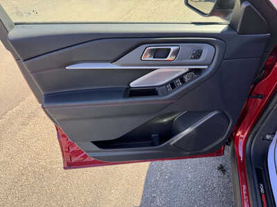 2026 Ford Explorer, $62460. Photo 7