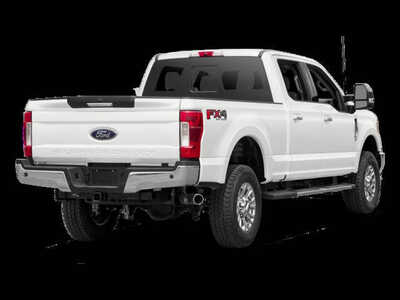 2017 Ford F250 Crew Cab, $34976. Photo 3