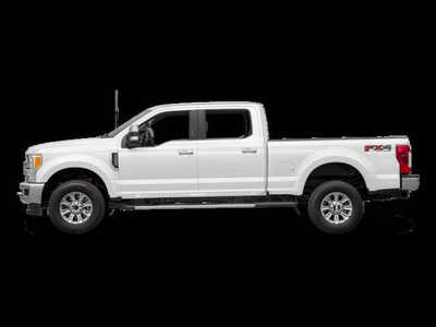 2017 Ford F250 Crew Cab, $34976. Photo 4