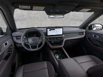 2026 Ford Explorer, $56320. Photo 9