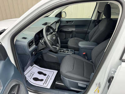 2026 Ford Maverick, $28985. Photo 9