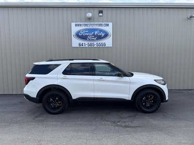 2026 Ford Explorer, $49699. Photo 6