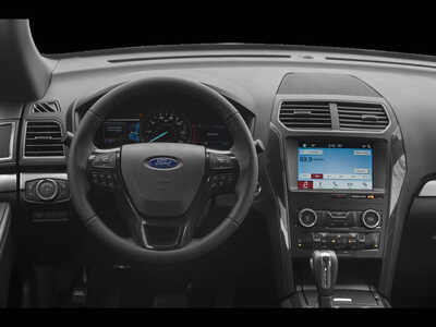2019 Ford Explorer, $0. Photo 8