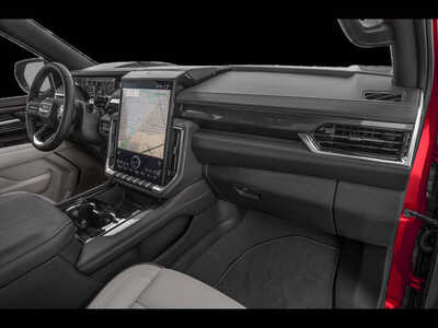 2025 GMC Yukon, $0. Photo 12