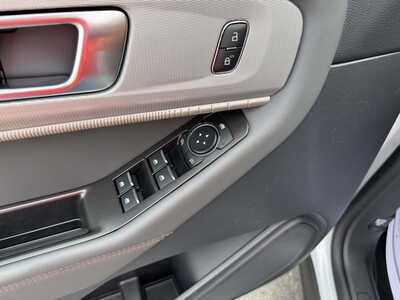 2026 Ford Explorer, $46791. Photo 9