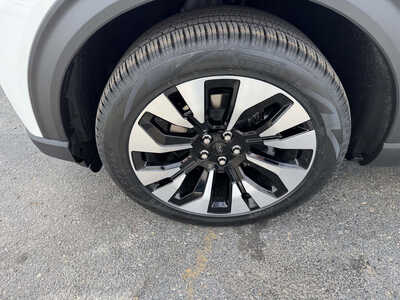 2026 Ford Explorer, $55143. Photo 7