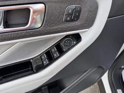 2026 Ford Explorer, $55143. Photo 9