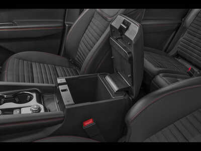 2026 Ford Explorer, $54385. Photo 10