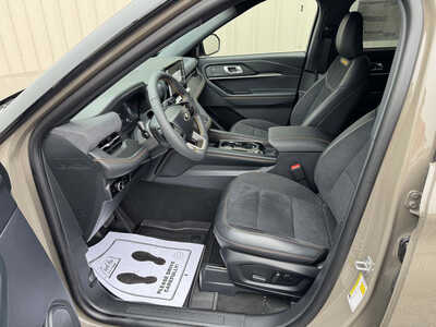 2026 Ford Explorer, $48878. Photo 10