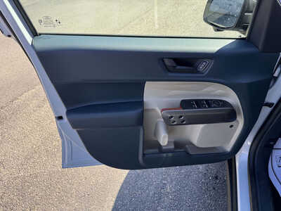 2026 Ford Maverick, $41030. Photo 7