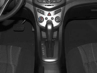2014 Chevrolet Sonic, $0. Photo 9