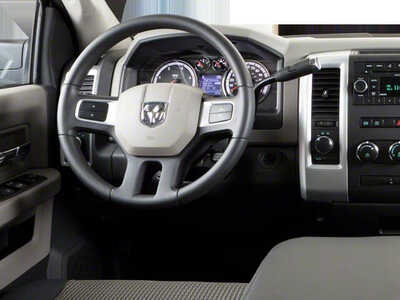 2011 RAM 2500, $0. Photo 5