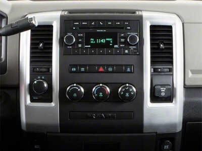 2011 RAM 2500, $0. Photo 9
