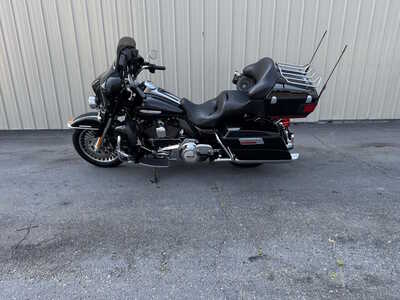 2012 Harley-davidson Ultra Limited, $10065. Photo 2