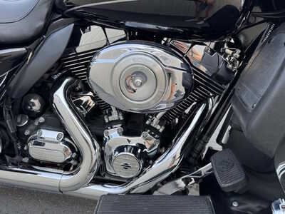 2012 Harley-davidson Ultra Limited, $10065. Photo 7