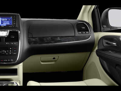 2015 Chrysler Town & Country, $0. Photo 11